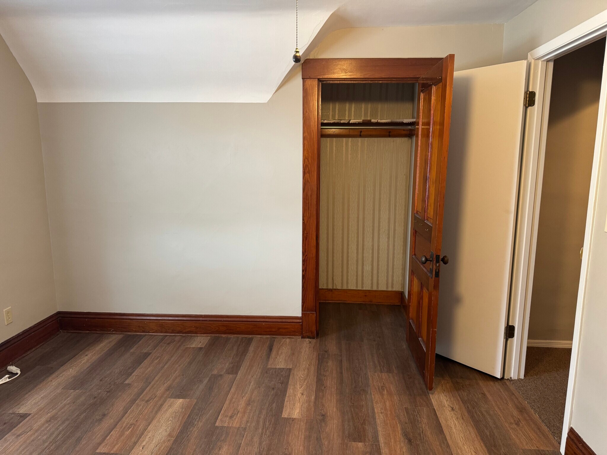 Building Photo - 1721 W 16th St