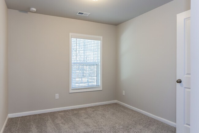 Building Photo - 500 Elliston Place, Ball Ground, GA
