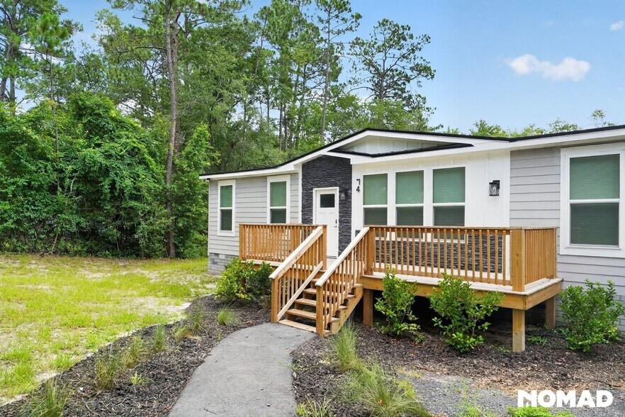Building Photo - 74 Conifer Cir