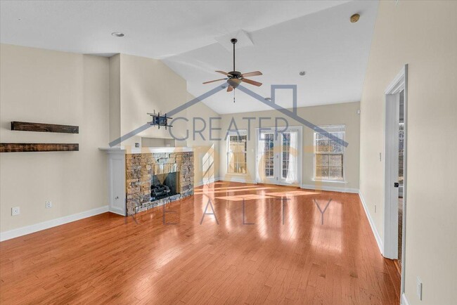 Building Photo - 810 Klondike Way