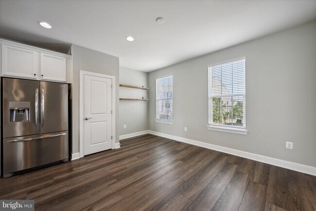 Building Photo - 13827 Litespeed Way