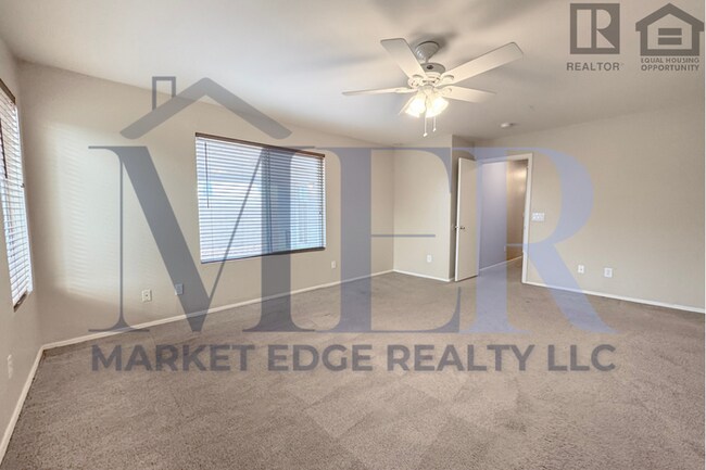 Building Photo - 3Bed/2Bath Home at Northern/107th Ave! $199 MOVE-IN SPECIAL! Ready for Immediate Move-In!