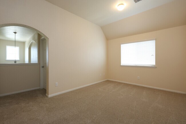 Building Photo - 4155 Falvel Cove Dr