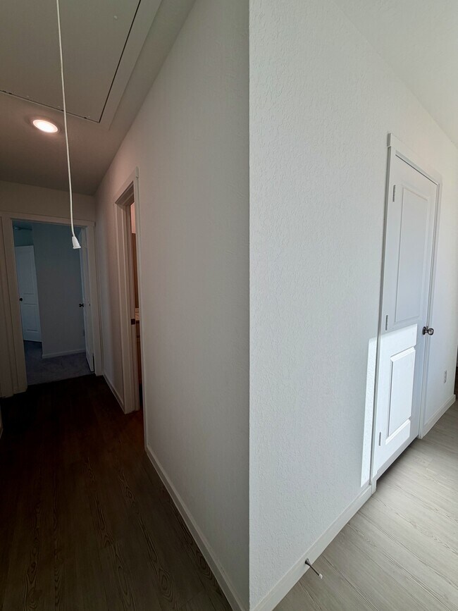 Building Photo - 14536 Azzurro Stone