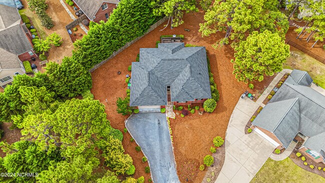 Building Photo - 4 Wingate Ct