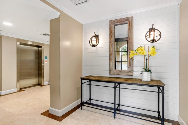 Building Photo - 3960 N Flagler Dr