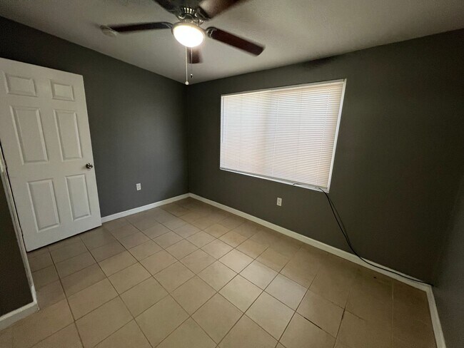 Building Photo - 15643 Sueno Ln