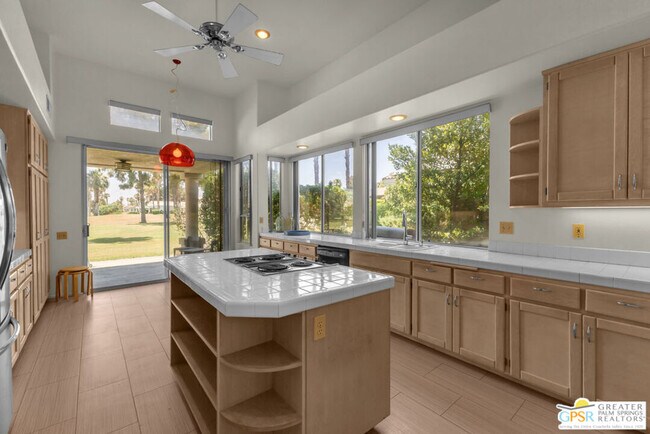 Building Photo - 29921 E Trancas Dr