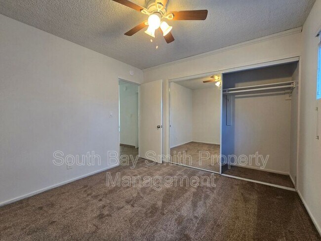 Building Photo - 2619 Mathews Ave