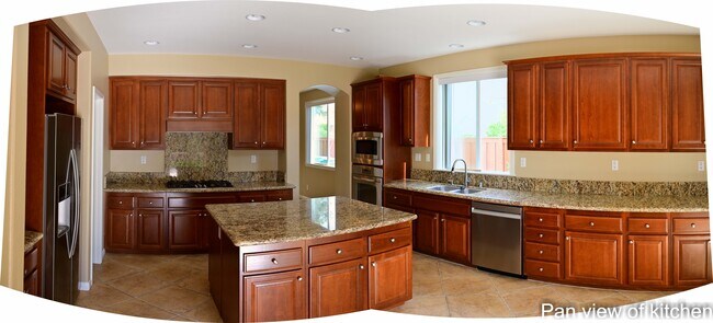 Building Photo - 1167 Vista Pointe Blvd