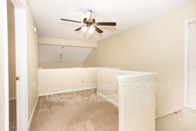 Building Photo - 1697 Paddlewheel Dr NE