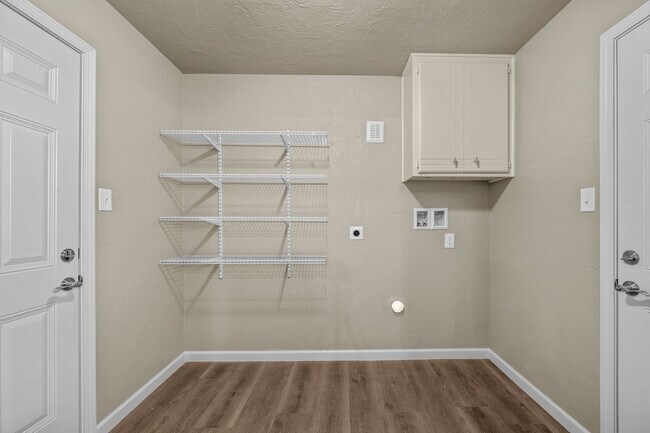 Building Photo - 408 SW 71st St