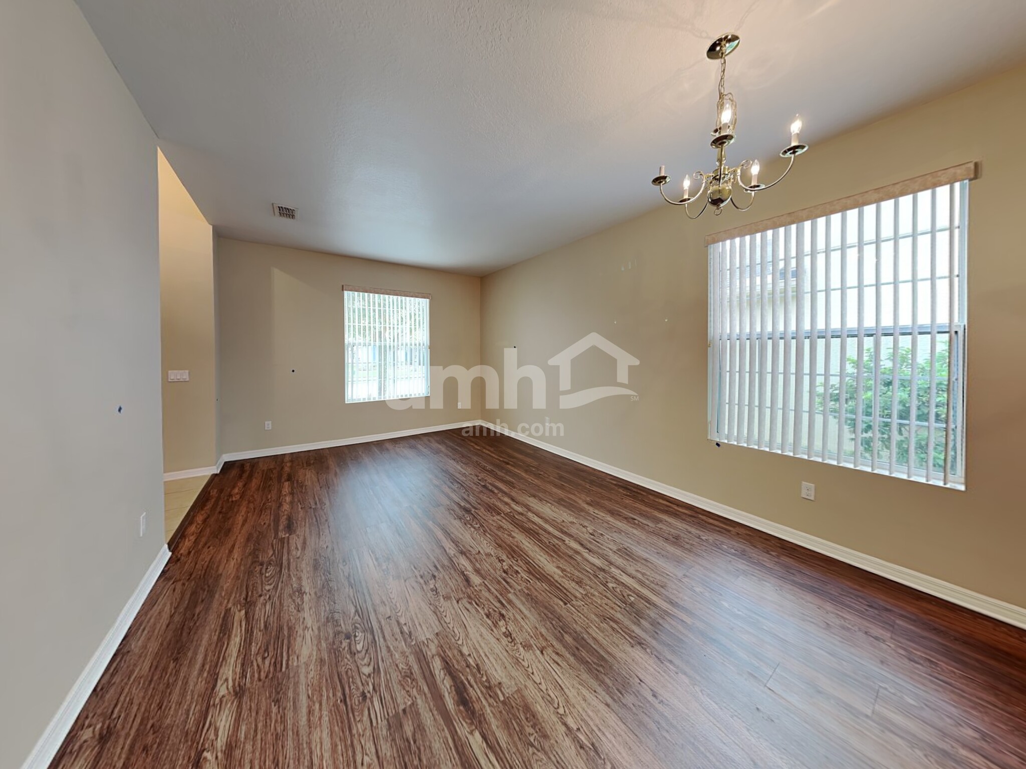 Building Photo - 15152 Stonebriar Way