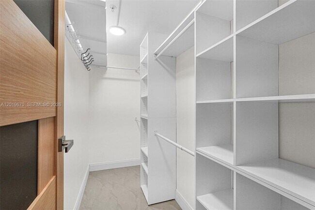 Building Photo - 3001 S Ocean Dr