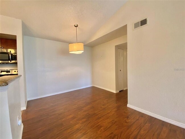 Building Photo - 5144 Conroy Rd