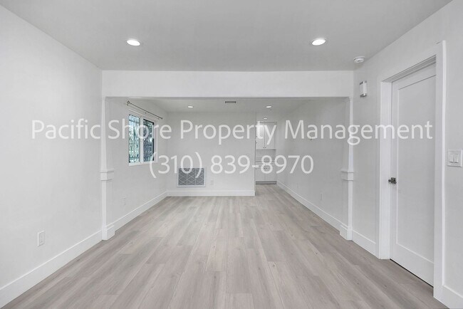 Building Photo - 696 San Juan Ave
