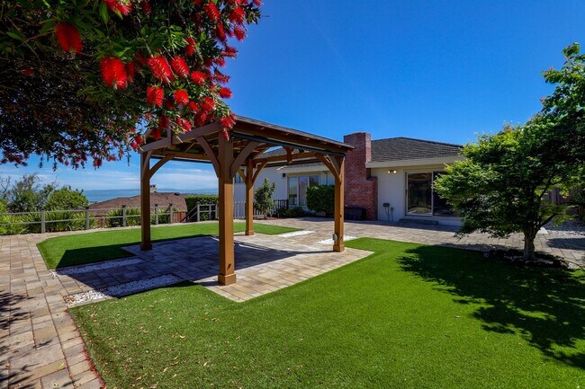 Building Photo - 3BR/2.5BA Mills Estates Home + Bonus Room | Bay Views, Yard & 2-Car Garage | YouTube Tour