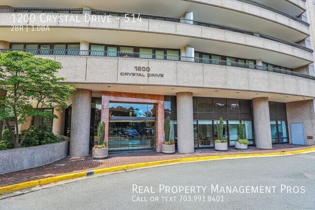 Building Photo - 1200 Crystal Dr