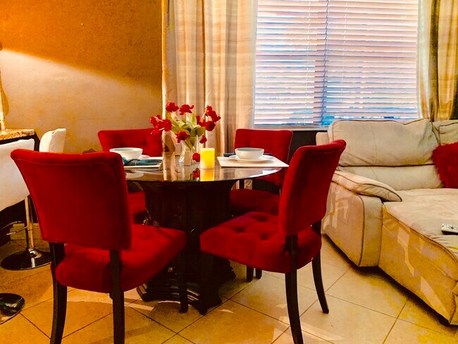 Building Photo - 109-1 SW 8th St