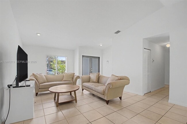 Building Photo - 19920 Cutler Ct