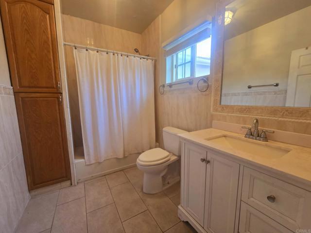 Building Photo - 6805 Rolando Knolls Dr
