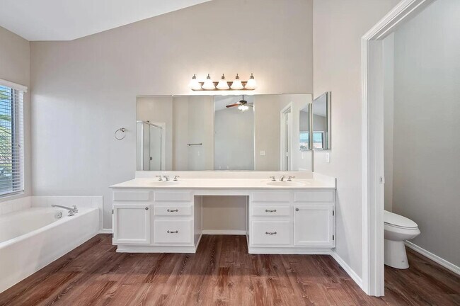 Building Photo - 4734 E White Aster St