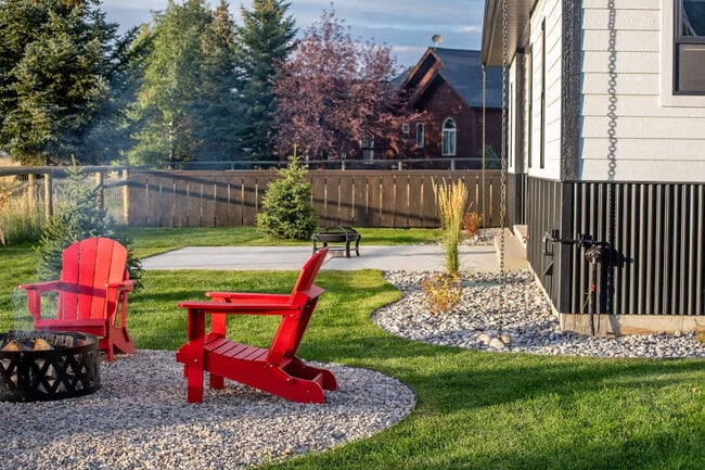 Building Photo - 444 Cowboy Trail