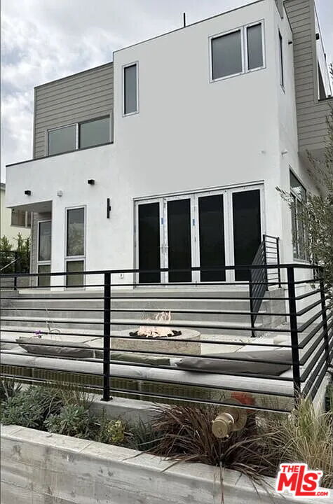 Building Photo - 1900 20th St
