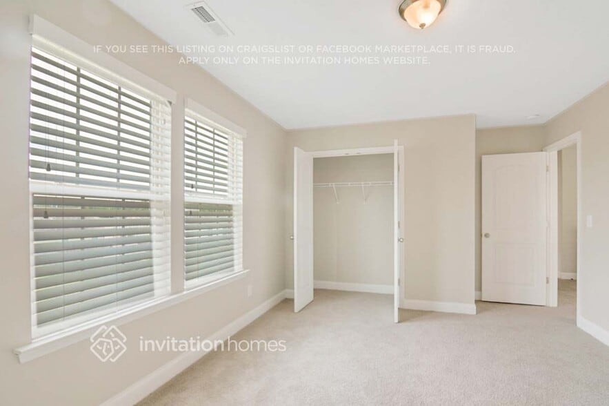 Building Photo - 2709 Communion Ct
