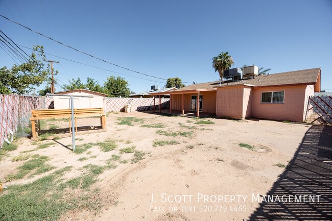 Building Photo - 6134 W Cavalier Dr