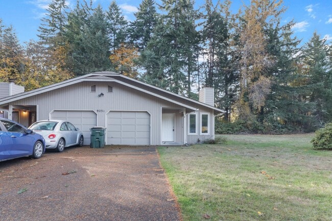 Building Photo - 9232 Mullen Rd SE