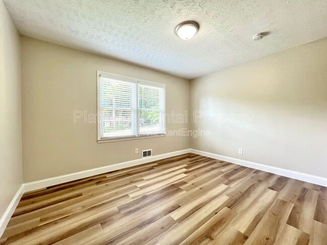 Building Photo - 1110 Washington Ave