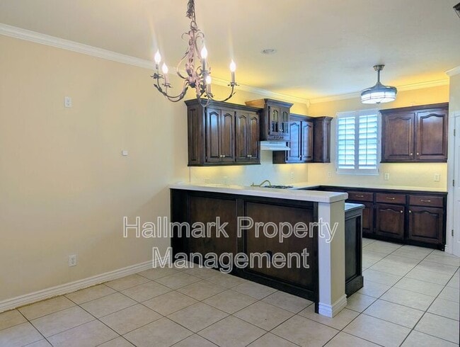 Building Photo - 214 Boulevard Du Lac