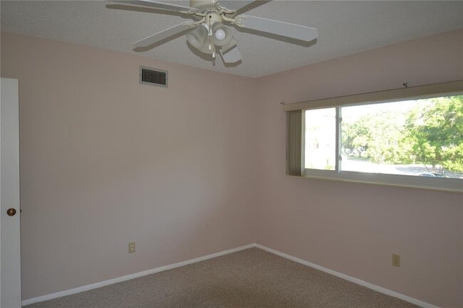 Building Photo - 2471 Sumatran Way