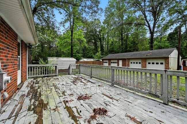 Building Photo - 8250 Cadys Mill Rd