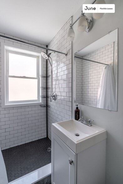 100 Washington St., #1-6 - 100 Washington St