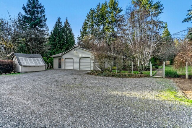 Building Photo - 3bd/2ba Woodinville Home