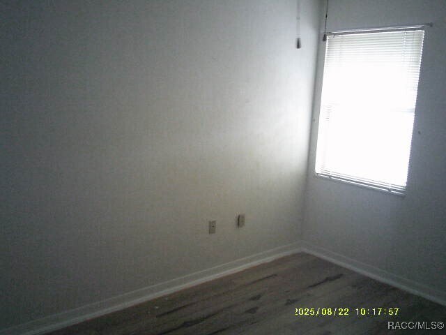 Building Photo - 210 E Glassboro Ct