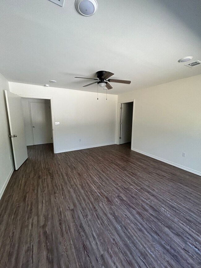 Building Photo - 3120 AR-27