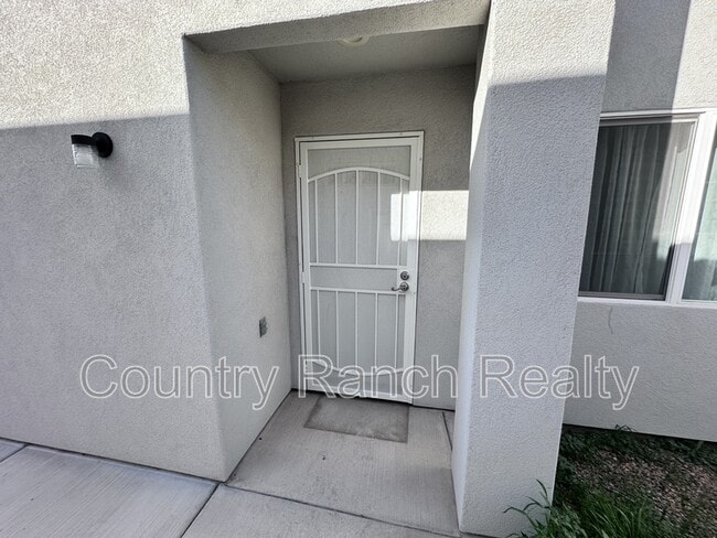 Building Photo - 1632 Shamrock Rd