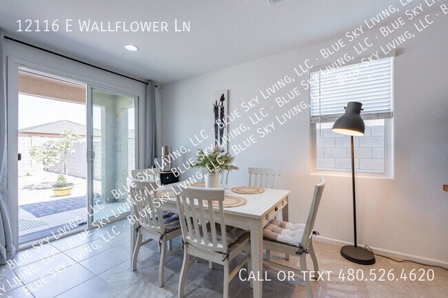 Building Photo - 12116 E Wallflower Ln