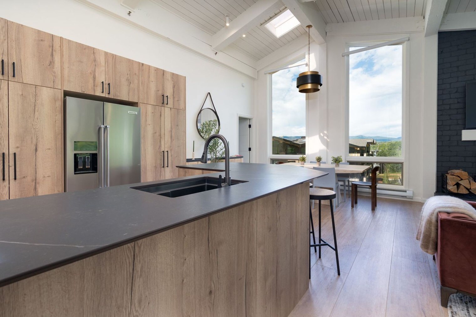 Building Photo - 360 Wood Rd