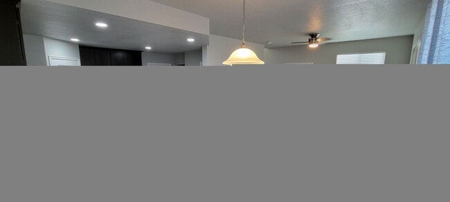 Building Photo - 5549 Dornton Ct
