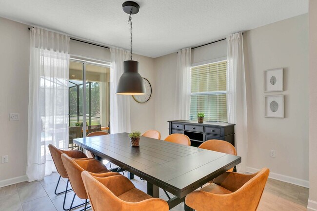 Building Photo - 2831 Bookmark Dr