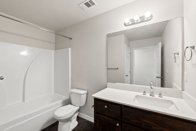 Building Photo - HH917 Ramblewood