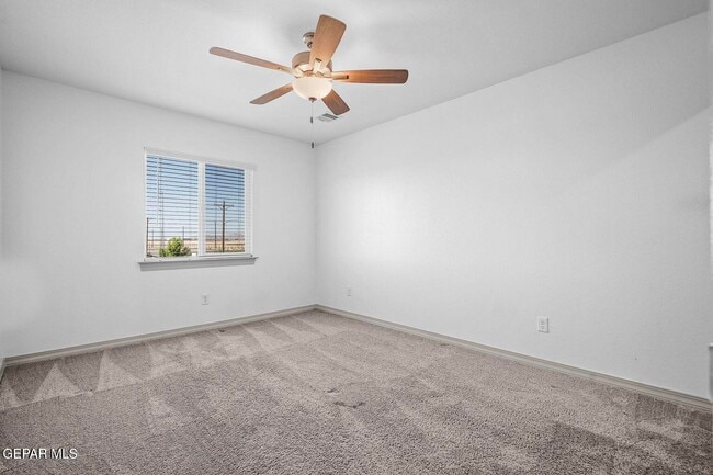 Building Photo - 14963 Pebble Hills Blvd