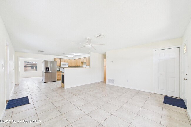 Building Photo - 4339 Plompton Dr