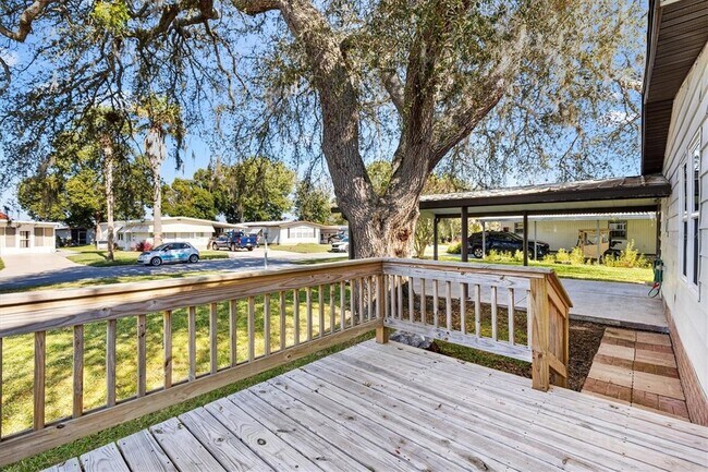 Building Photo - 732 Royal Palm Ave