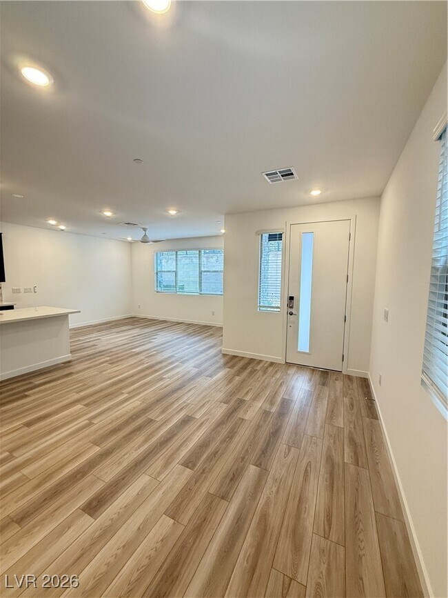 Building Photo - 1509 Melodic Lark Dr