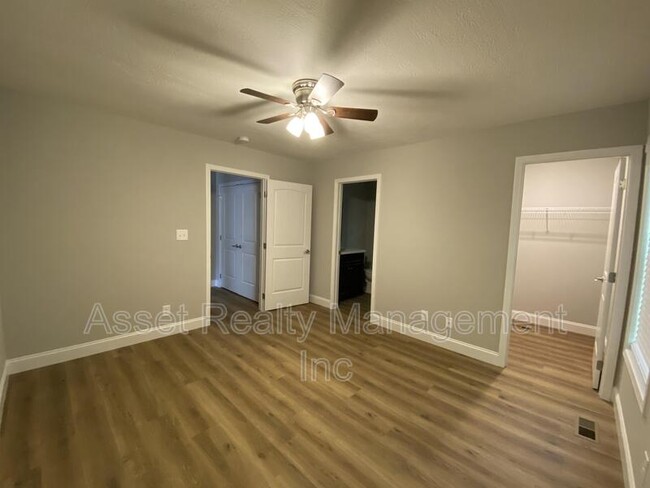 Building Photo - 252-254 Highland Avenue - 254